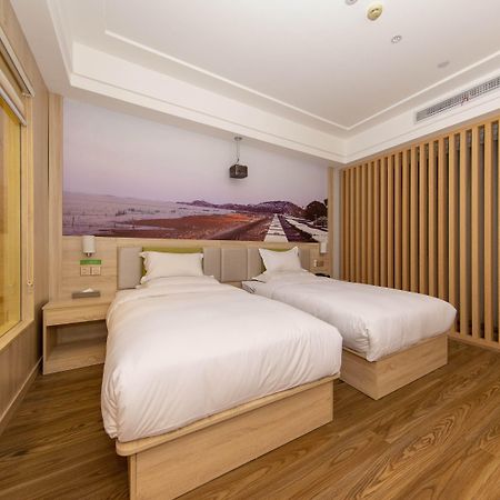 Ibis Styles Nantong Development Zone Shimao Plaza Hotel Bagian luar foto