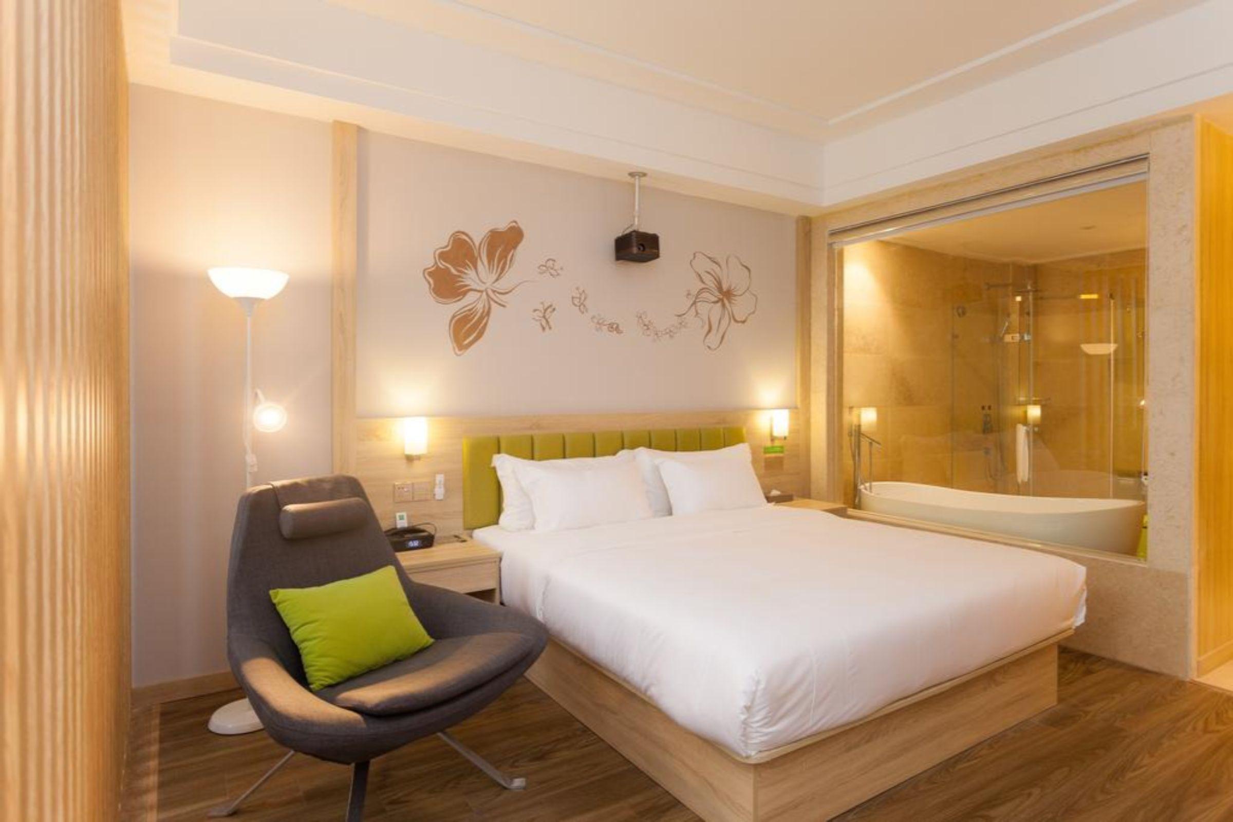 Ibis Styles Nantong Development Zone Shimao Plaza Hotel Bagian luar foto