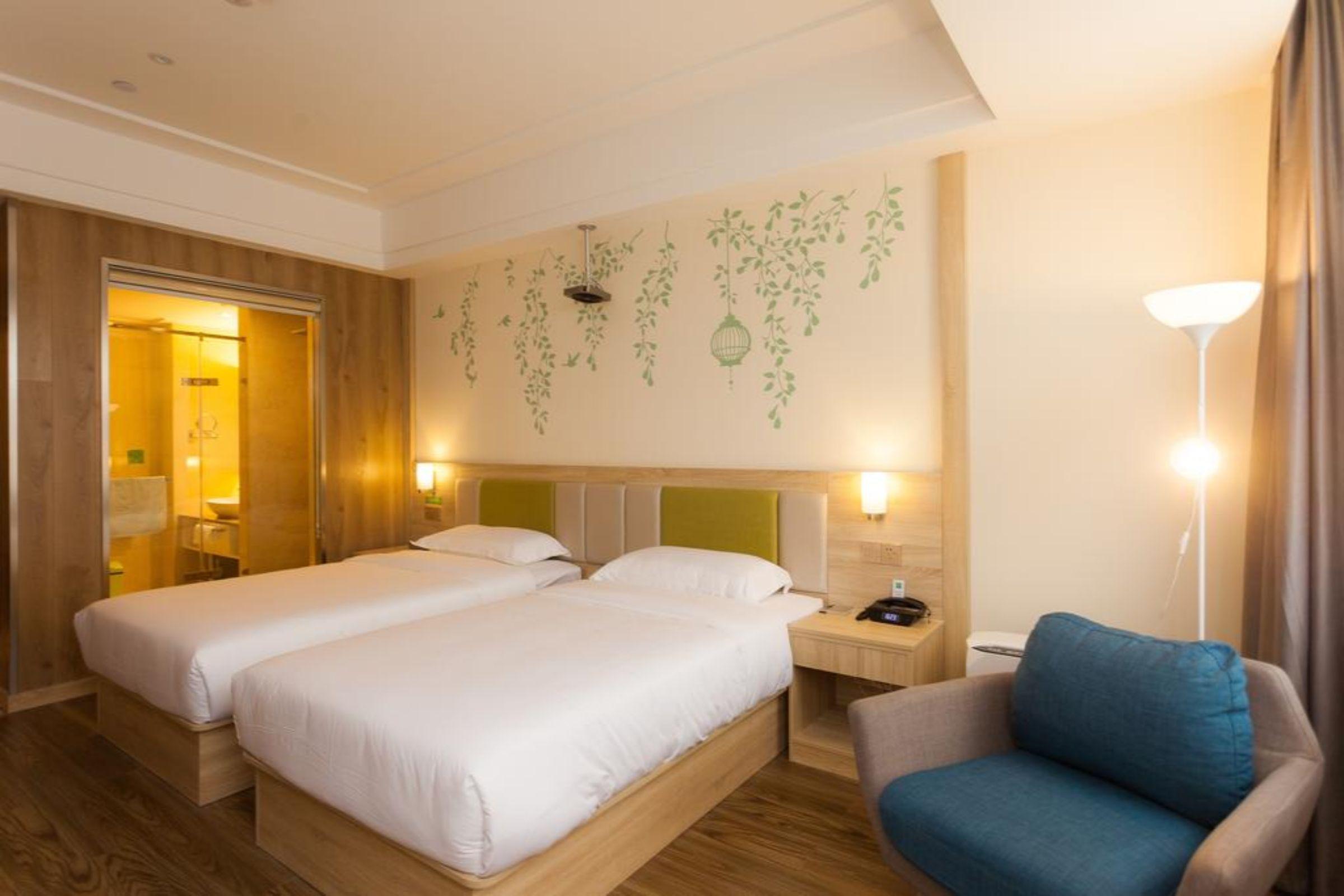 Ibis Styles Nantong Development Zone Shimao Plaza Hotel Bagian luar foto