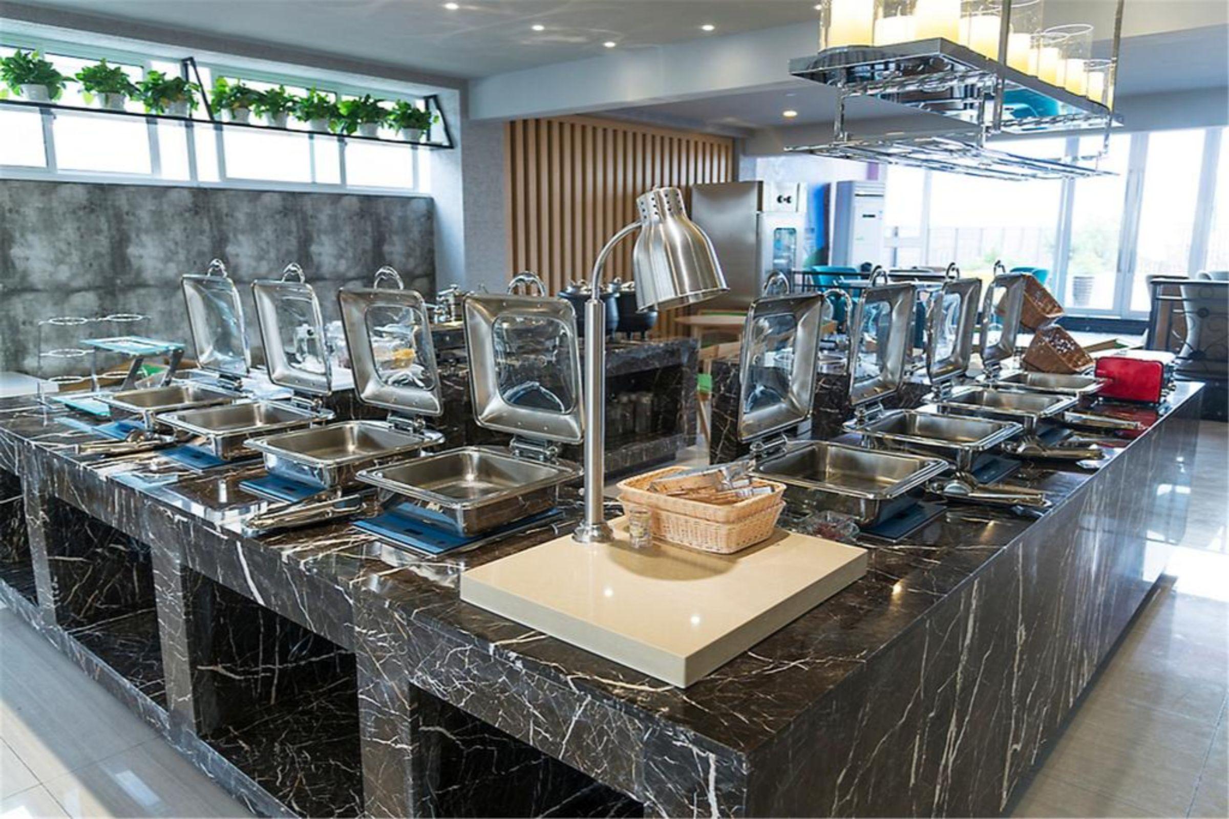 Ibis Styles Nantong Development Zone Shimao Plaza Hotel Bagian luar foto