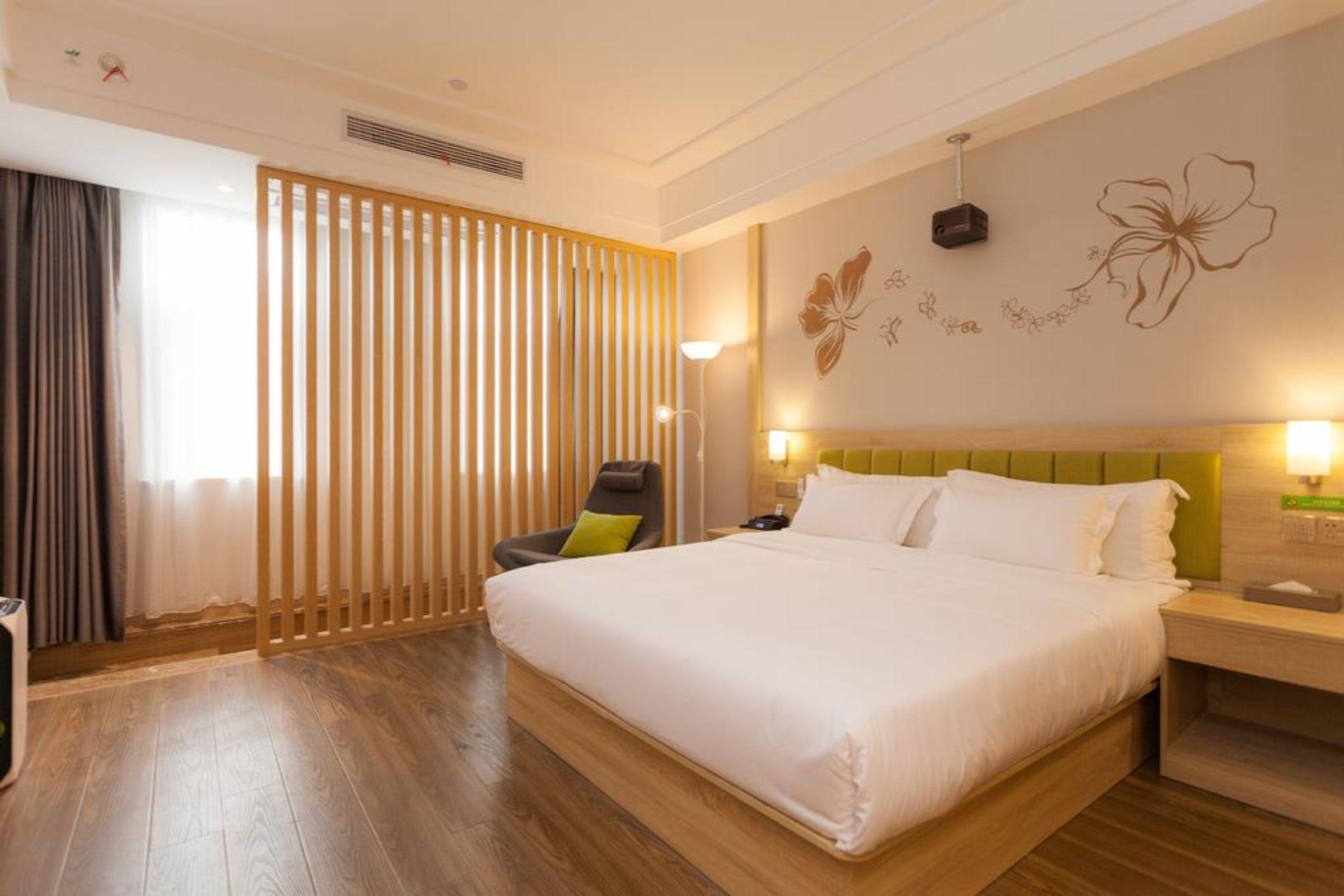 Ibis Styles Nantong Development Zone Shimao Plaza Hotel Bagian luar foto