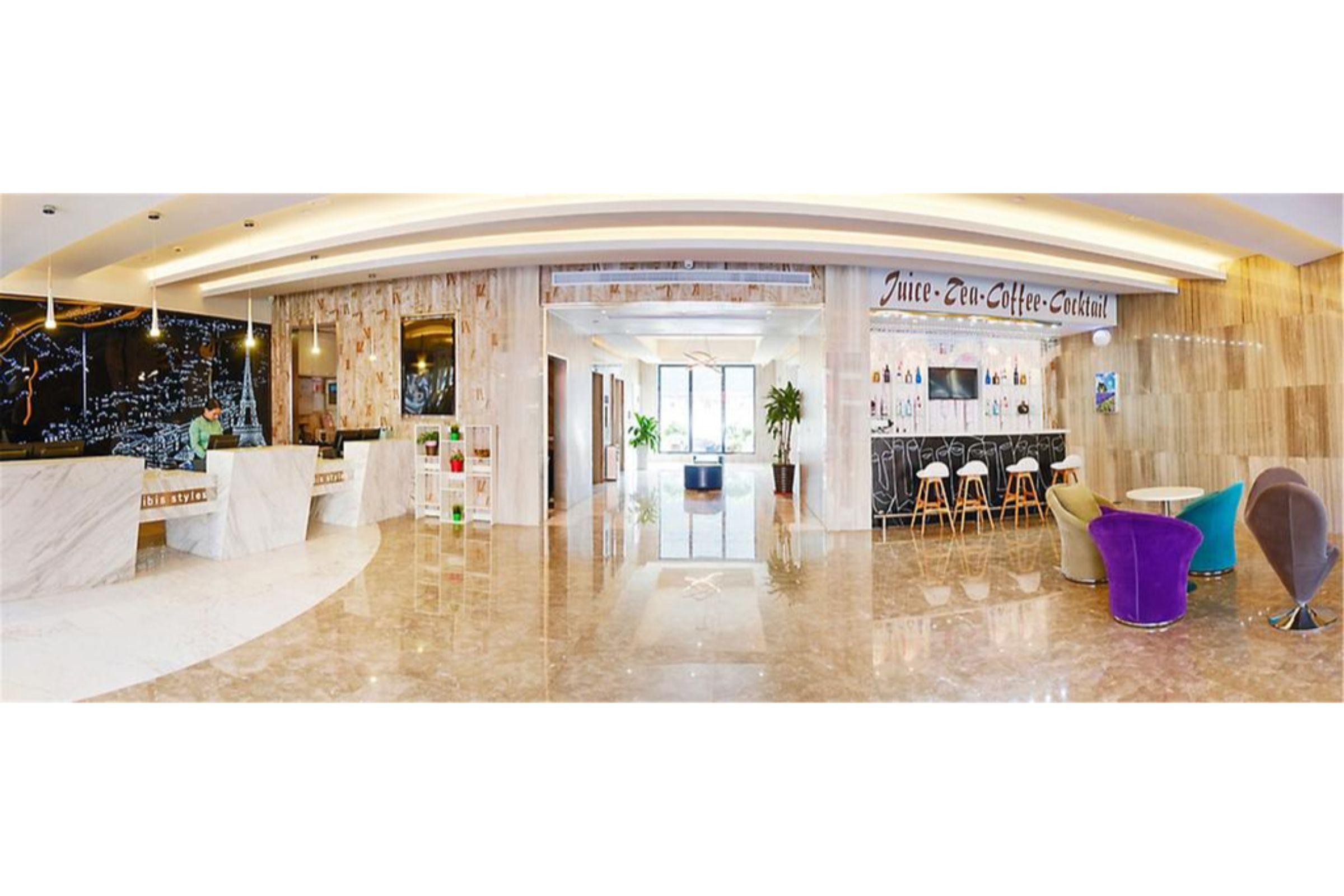 Ibis Styles Nantong Development Zone Shimao Plaza Hotel Bagian luar foto