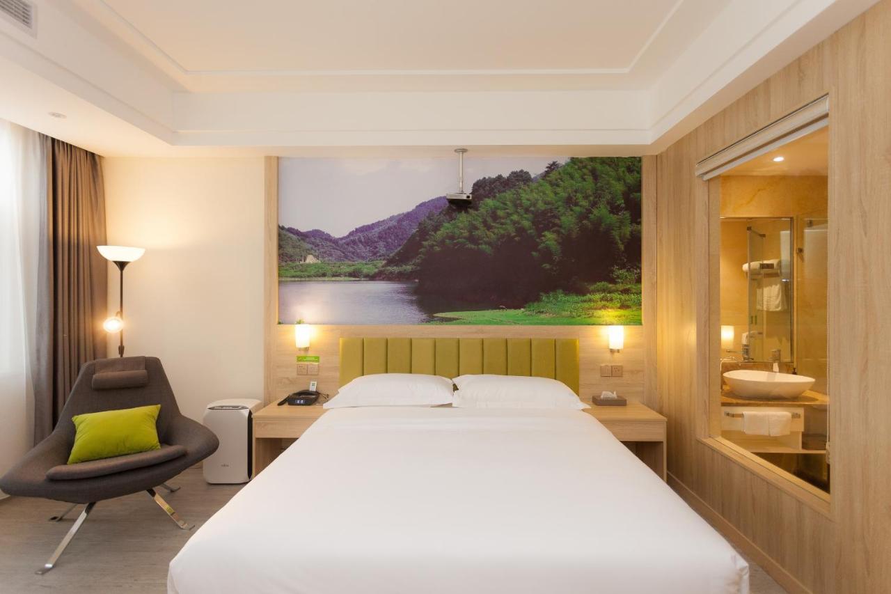 Ibis Styles Nantong Development Zone Shimao Plaza Hotel Bagian luar foto