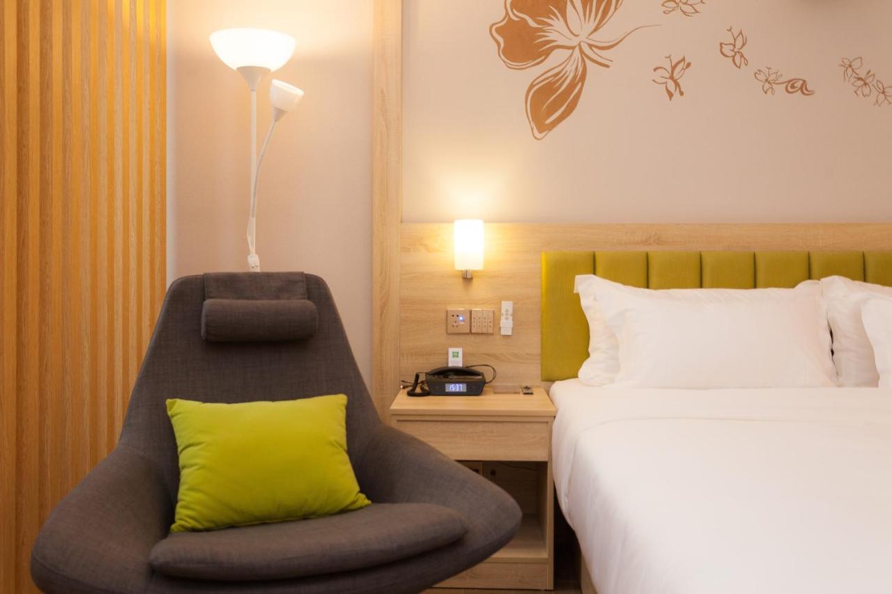 Ibis Styles Nantong Development Zone Shimao Plaza Hotel Bagian luar foto