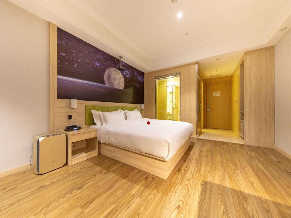 Ibis Styles Nantong Development Zone Shimao Plaza Hotel Bagian luar foto