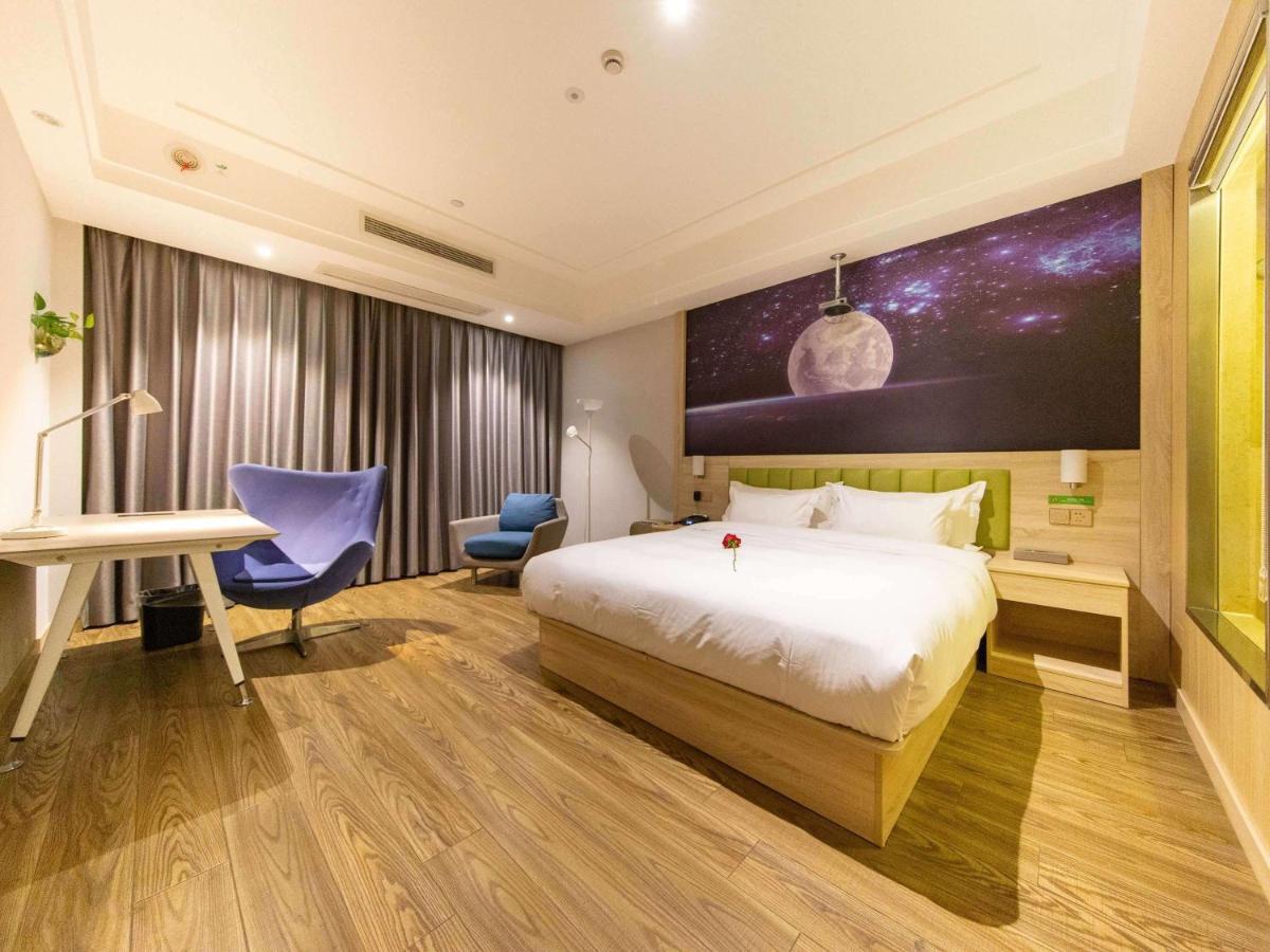 Ibis Styles Nantong Development Zone Shimao Plaza Hotel Bagian luar foto